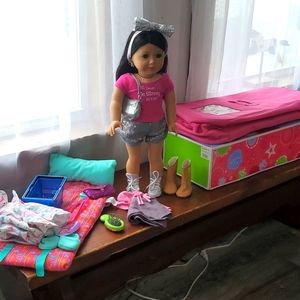 Beautiful Clean, American Girl Doll, Clothes, Bedding, Boots, Box, & Carrier